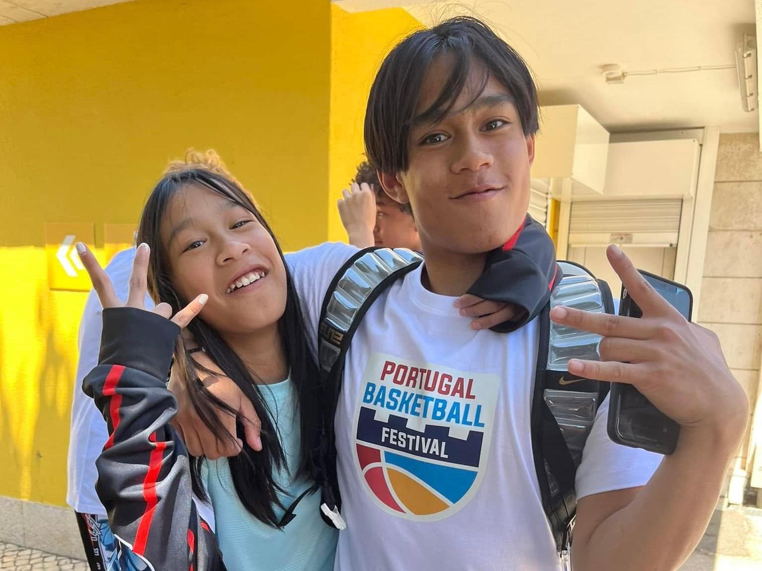 a picture of two kids in their teens