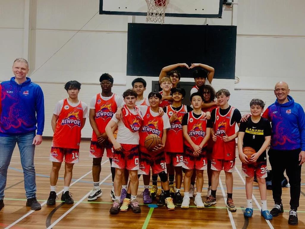 team photo with coaches